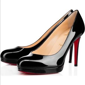 Perfect pair of black pumps! CL New Simple Pumps